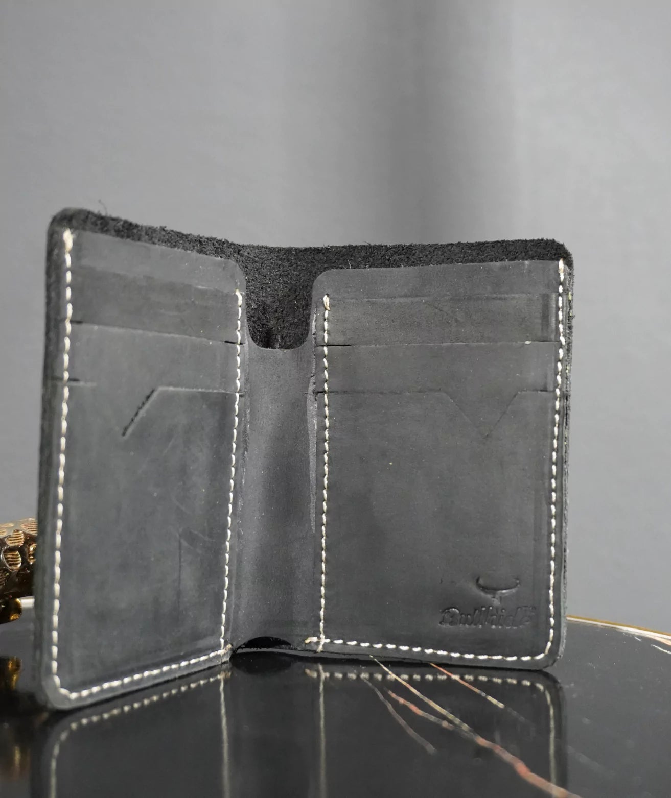 Black Bifold Bullhide Luxury Leather Wallet - The Shan Store