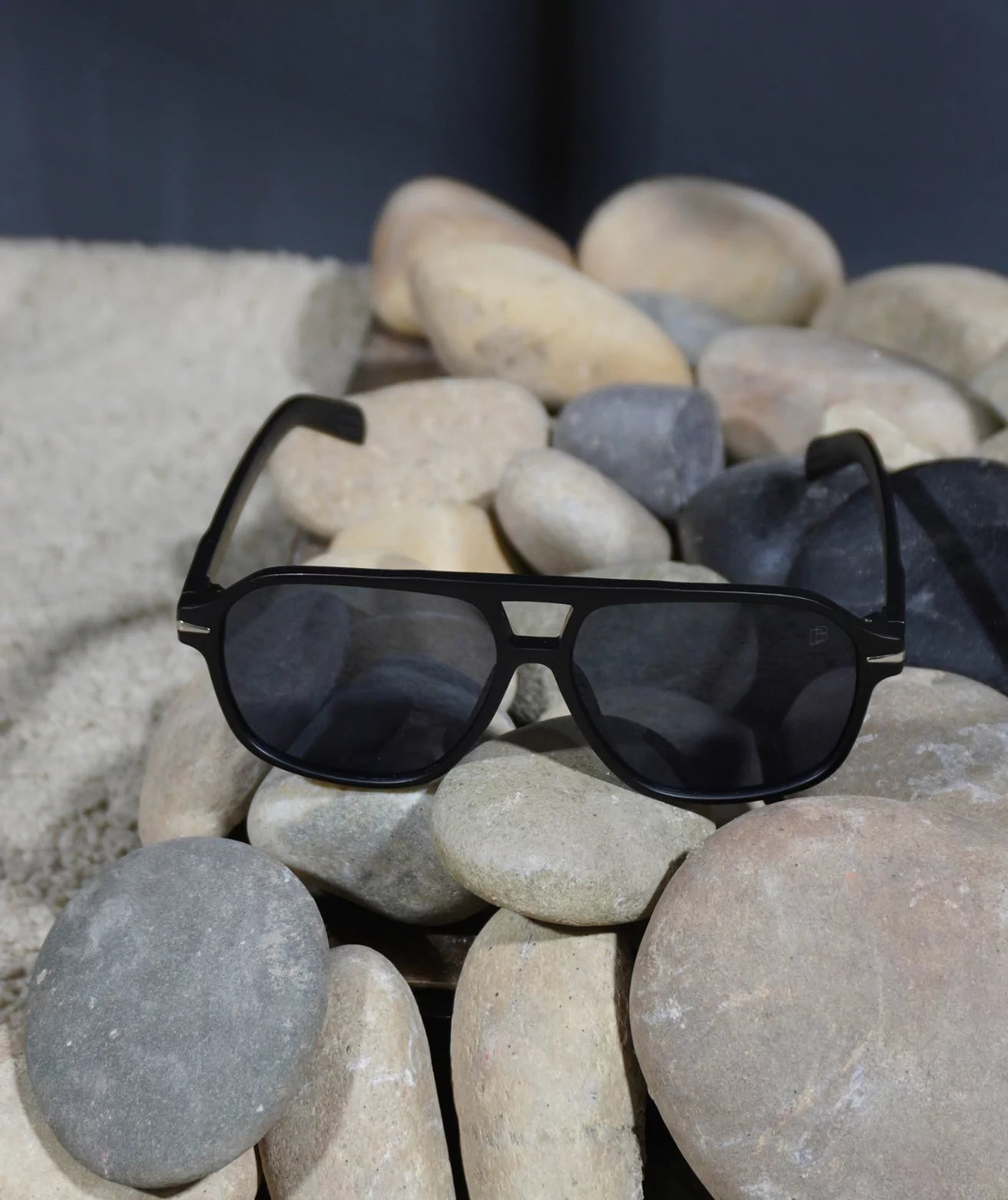 DB High-Quality Black Casual Wear Sunglasses