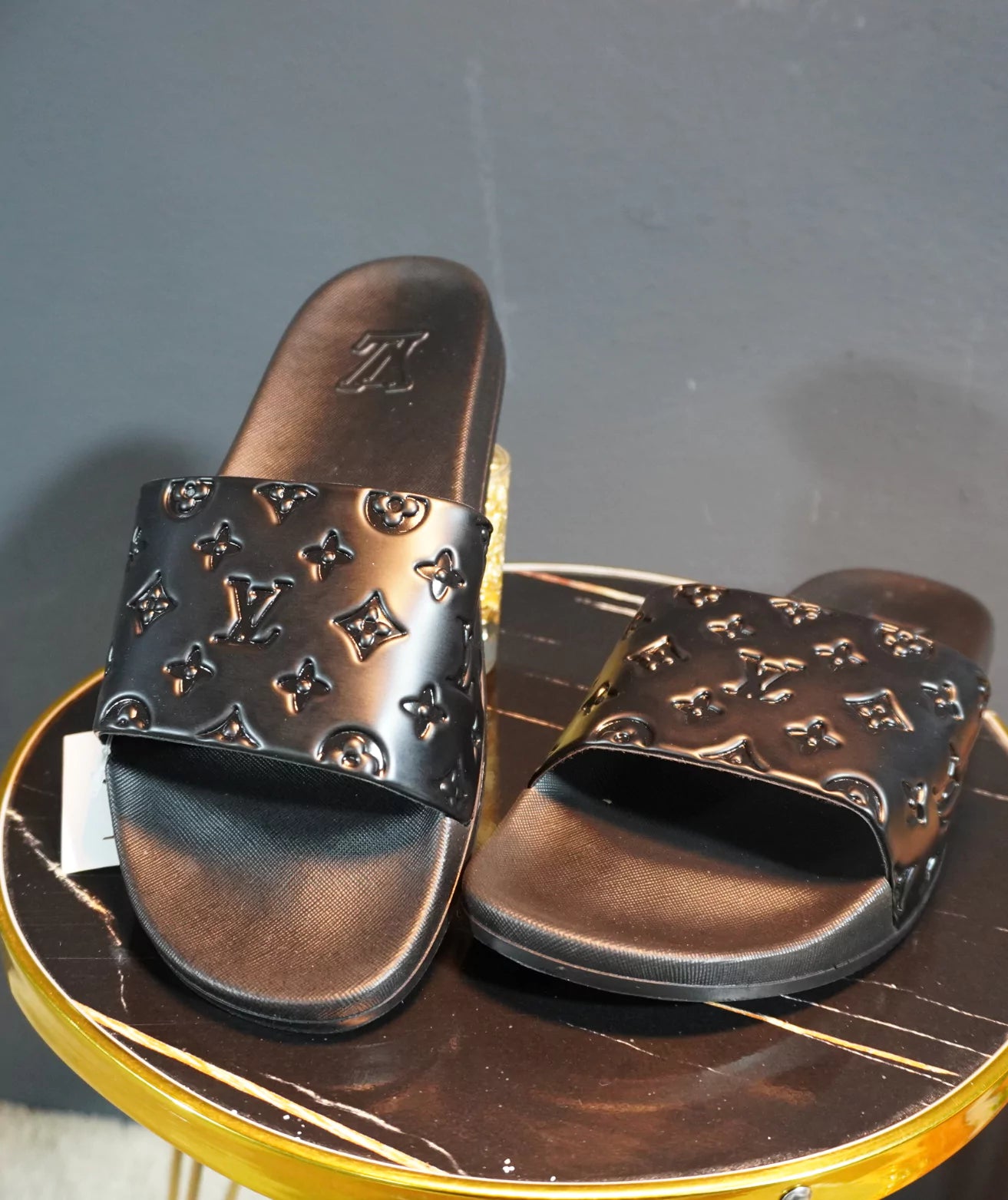 Louis Vuitton Premium Slides