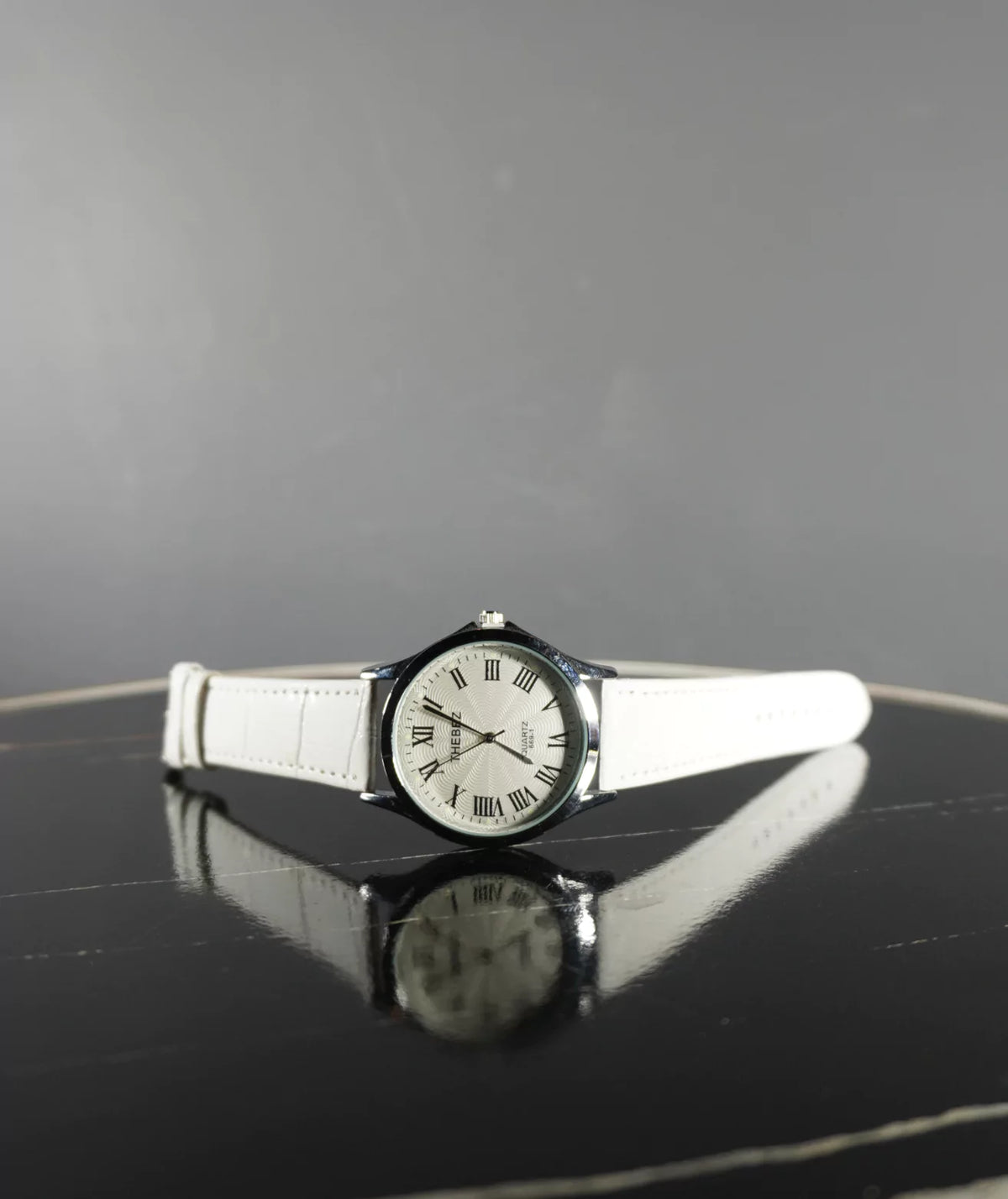 Sleek Silver & White Fashionable Premium Watch