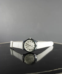 Sleek Silver & White Fashionable Premium Watch